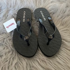 NWT COACH Flip Flops 🩴